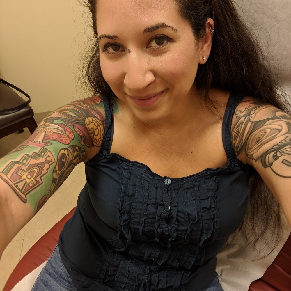 Meet your Posher, Gloria